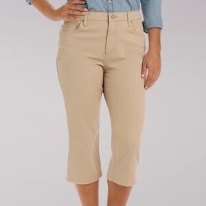 Lee Women's Capri Jean
